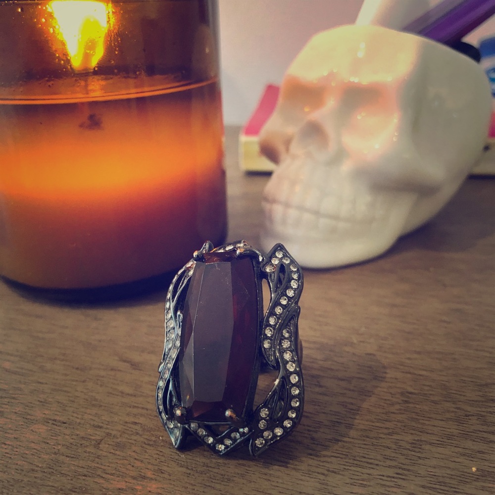 BCBG Gunmetal Cocktail Sz 6 Ring w Stones